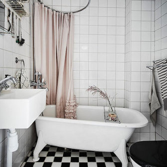 Source: http://www.myscandinavianhome.com/2016/03/a-romantic-swedish-home-with-vintage.html