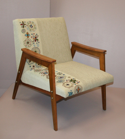 Find vintage furniture and re-designed products 