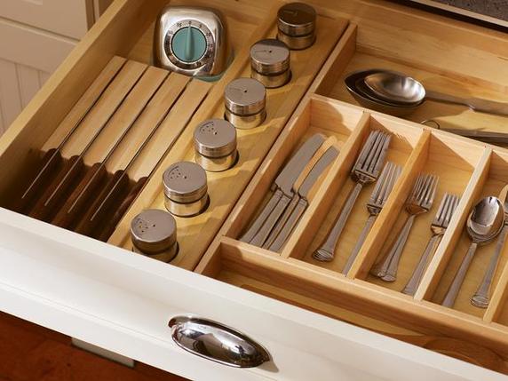 23 | Utensil drawer Allikas: www.architecturendesign.net