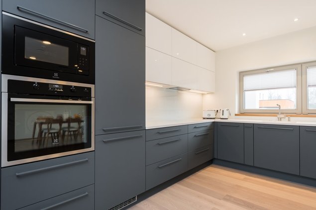 Elegantne ja ruumikas köök