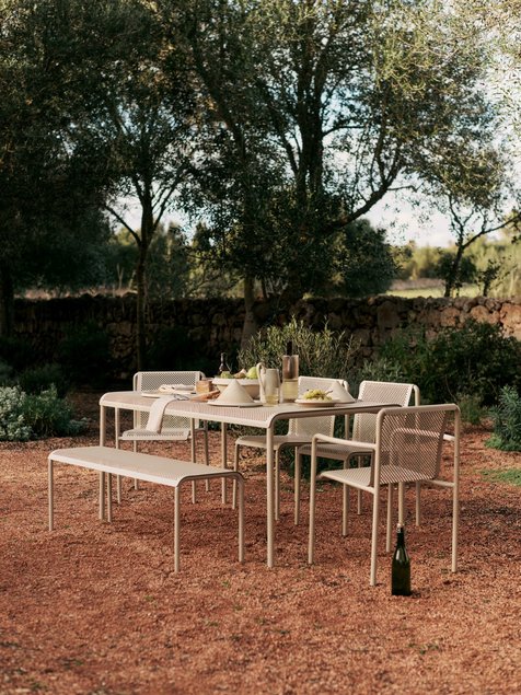 Dapple-seeria välimööbel. Tootja: Ferm Living Allikas: elkemoobel.ee