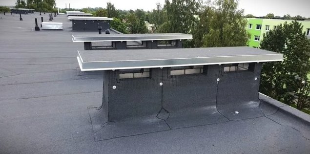 Sageli hakatakse katuse renoveerimise peale mõtlema siis, kui suur suvi juba käes. Selleks ajaks on aga paremad meistrimehed juba töödega hõivatud ning võib juhtuda, et katuse renoveerimisega saab alustada alles järgmisel aastal.