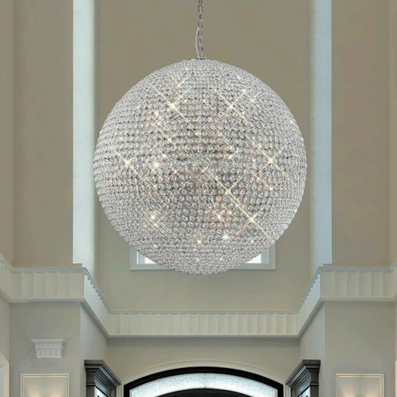 Mantra disainvalgusti CRYSTAL, mille kõrgus on 100-310cm ning läbimõõt 100cm. Saadaval ka väiksemad mudelid.