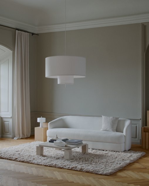 Pildil: New Works Margin ripp- ja lauavalgusti, Covent diivan