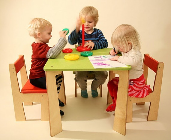 Radis Tore lastetool ja laud  Allikas: radis.ee