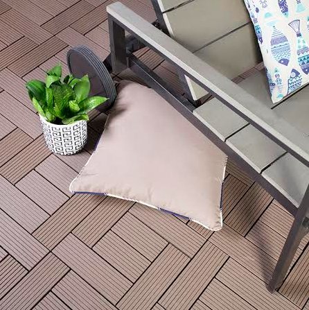 Kunstpuidust põrandaplaadid terrassil. Allikas: www.home4you.ee