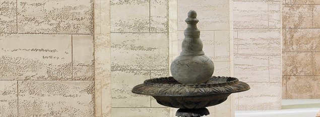 Travertino Romano klassikaline värvivalik. Allikas: www.floorin.ee