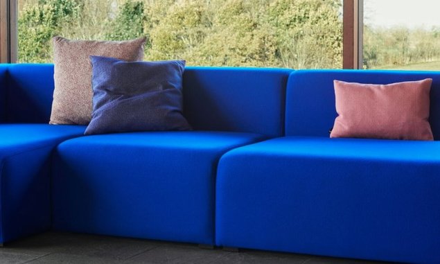 Eclectic diivanipadjad Mags diivanil – tootja: HAY
 Allikas: elkemoobel.ee