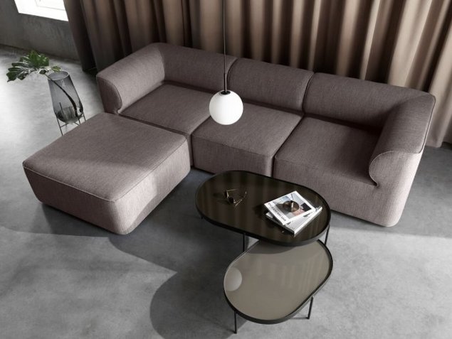 Eave diivan, TR laelamp, NoNo diivanilauad ja Echasse põrandavaas – tootja: Menu Allikas: elkemoobel.ee