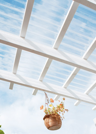 Puumarket soovitab: läbipaistvad laineprofiiliga katteplaadid katustele ja fassaadidele