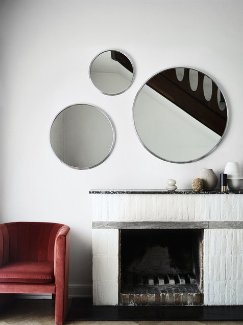 Mitmes suuruses Sillon peeglid koos Loafer tugitooliga / &amp;Tradition Allikas: elkemoobel.ee