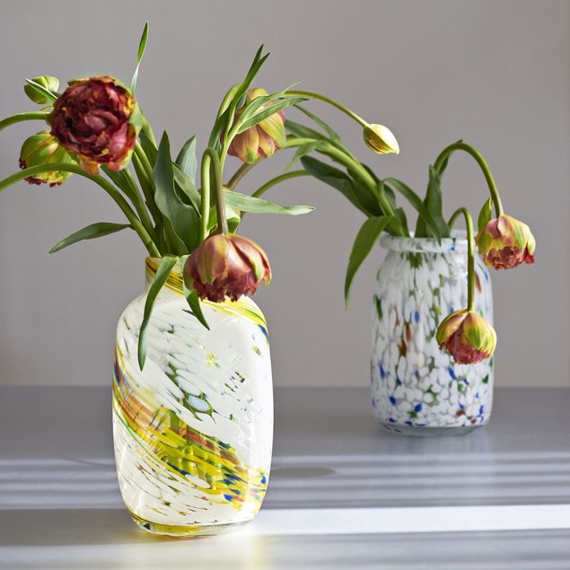 Efektse mustriga natuke retrohõnguline Splash vaas. Tootja: HAY Allikas: elkemoobel.ee