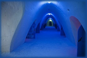 Lumehotellis on võimalus ööbida kahe-, ühe- ja ka grupitubades ning šviidis. Allikas: www.snowcastle.net