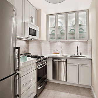   Klaasustega valgustatud kapid lisavad köögile valgust    Allikas:  www.storyblog.us  