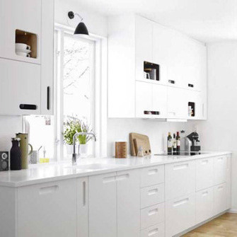   Omanäolised kapiuksed    Allikas:  www.hiplyfe.com  