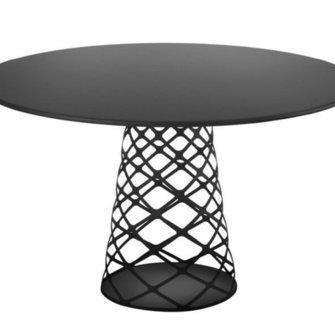  Aoyama söögilaud Gubilt   Allikas:  elkemoobel.ee  