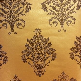 Kuldsel põhjal pruuni ornamendimustriga tapeet, 
10,05 x 0,53 m rull, 
materjal hingav liim seina fliis.   Allikas:  www.tapeedid.ee    Kuldsel põhjal pruuni ornamendimustriga tapeet, 
10,05 x 0,53 m rull, 
materjal hingav liim seina fliis.   Allikas:  www.tapeedid.ee