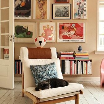 Источник: https://www.myscandinavianhome.com/2018/05/hygge-and-pops-of-colour-in-danish-home.html