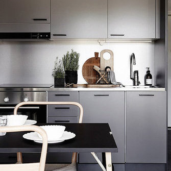 Allikas: http://www.myscandinavianhome.com/2016/08/a-beautiful-and-smart-tiny-one-room.html