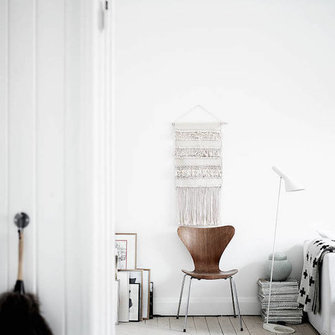 Alkuperä: http://www.myscandinavianhome.com/2017/04/a-fresh-and-light-filled-swedish-pad.html